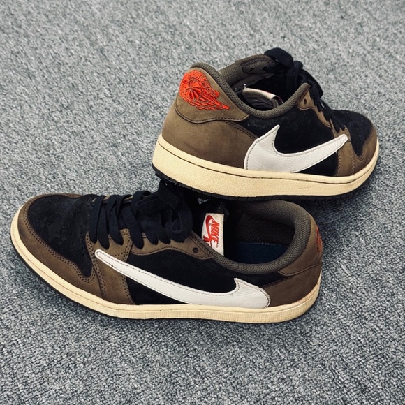 Travis Scott X Air Jordan 1 Retros Low OG Mocha - Picture 1 of 3